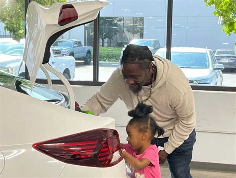 Generosity on Wheels .